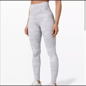 Lululemon White Camo leggings size 4